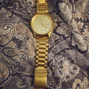 Nixon Sentry SS Men's Watch Gold on Gold